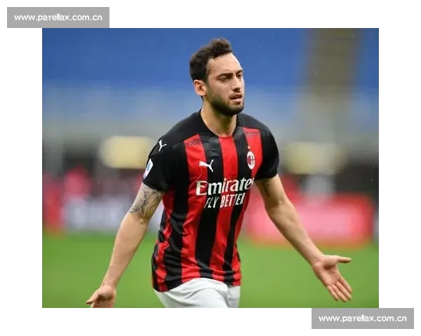 加拉塔萨雷主席澄清:与恰尔汗奥卢的交流纯属偶然,非转会谈判 加拉塔萨雷主席澄清:与恰尔汗奥卢的交流纯属偶然,非转会谈判